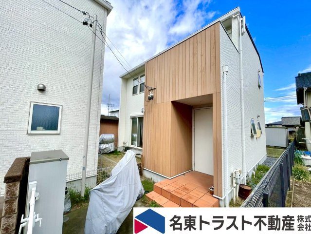 港区東茶屋一丁目戸建の外観