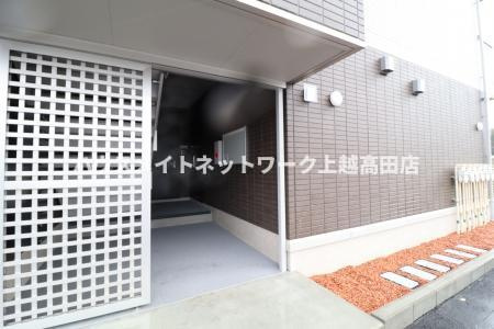 サニーガーデンのエントランス|エントランス