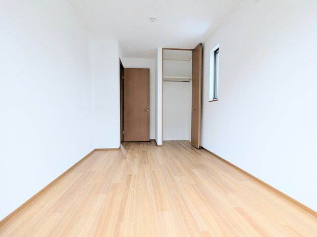 葛飾区東水元４丁目の戸建の洋室|～居室写真～