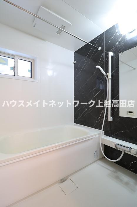 リベルタ春日野の浴室|１坪風呂