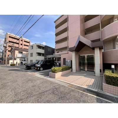【駐車場】 | レブローニュ