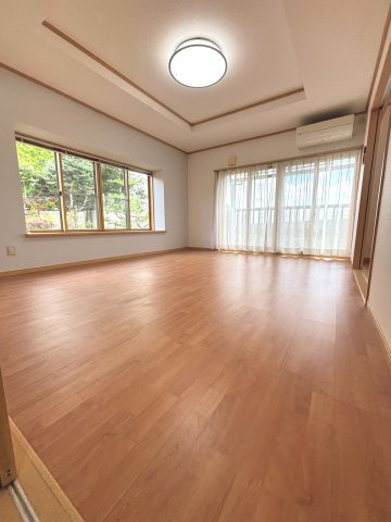 紫波町日詰戸建の内装