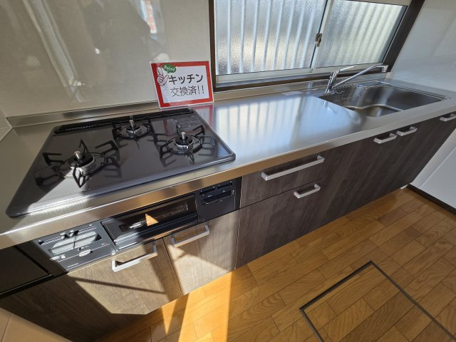 太田市龍舞町　中古住宅のキッチン