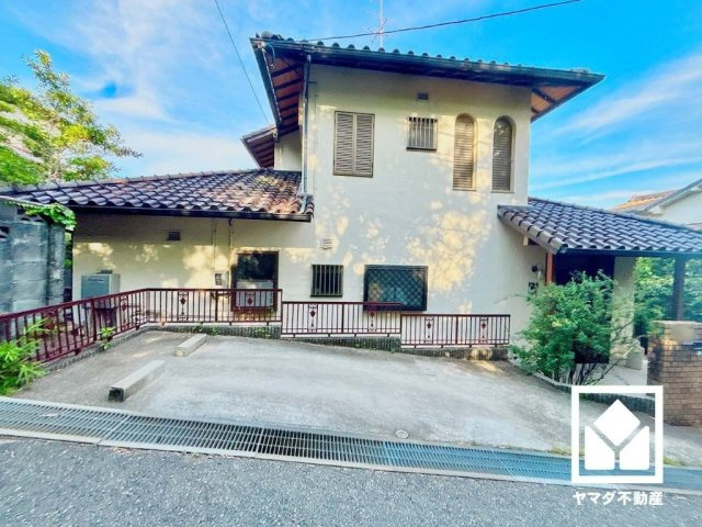 西宮市苦楽園二番町の外観