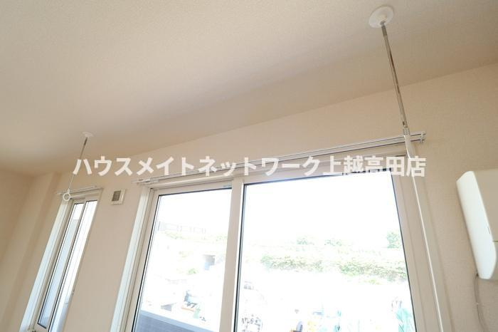 グロリアスのその他|室内物干し