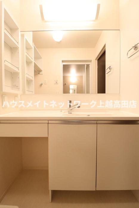 グロリアスの独立洗面台|洗髪洗面化粧台