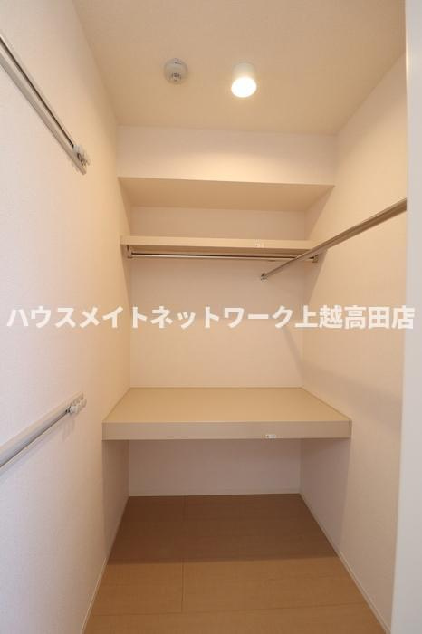 グロリアスの収納|ウォークインクローゼット