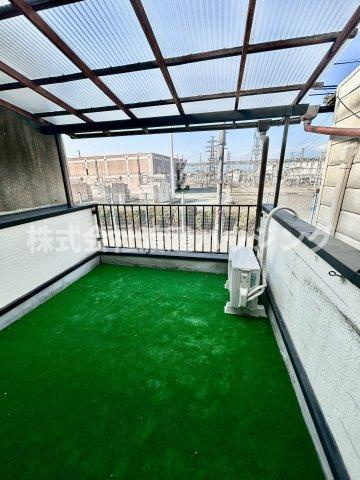 豊中市豊南町西テラスハウスのバルコニー