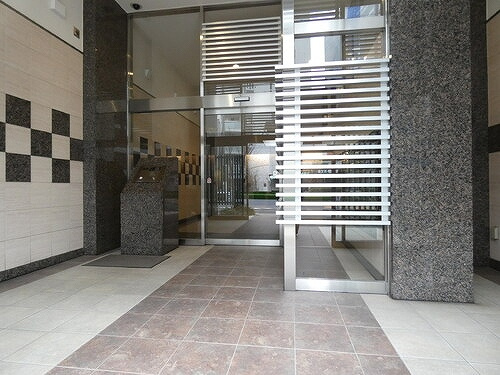 ライオンズクオーレ東京三ノ輪シティゲートのエントランス|エントランス