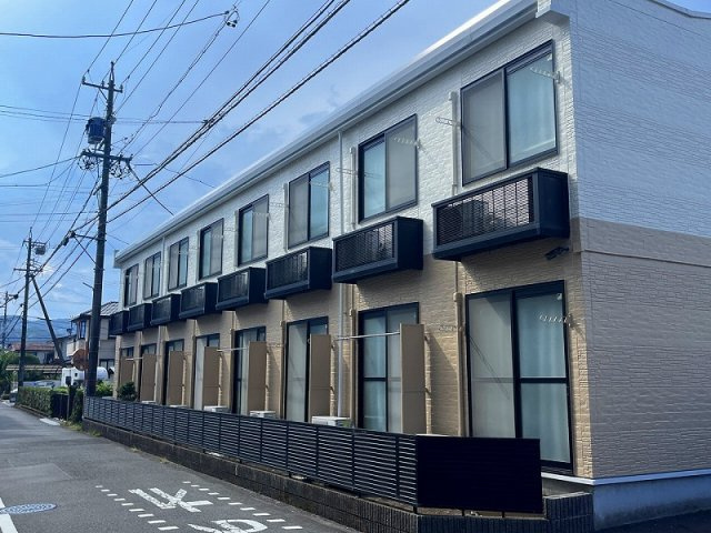 レオパレスクレストの外観