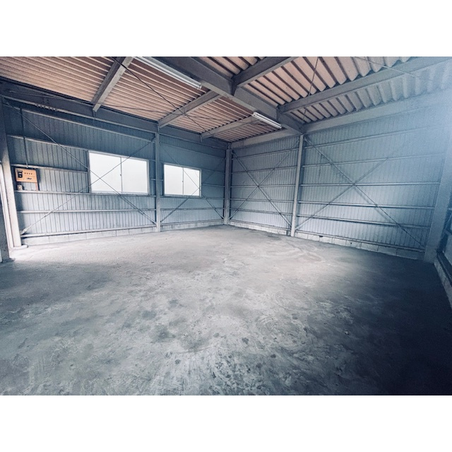 岐阜市南蝉１丁目の倉庫のその他