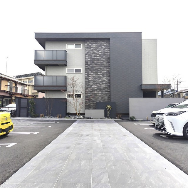 Euzak Residence Gifu West