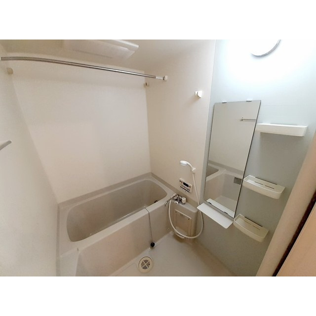 グランディール(北方町)の浴室