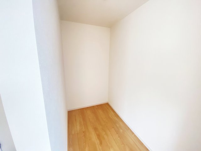 『八王子市新築戸建て』八王子市長房町123-3【仲介手数料無料】　８期の収納|～仲介手数料無料☆八王子ひなた不動産～八王子市長房町　新築戸建て