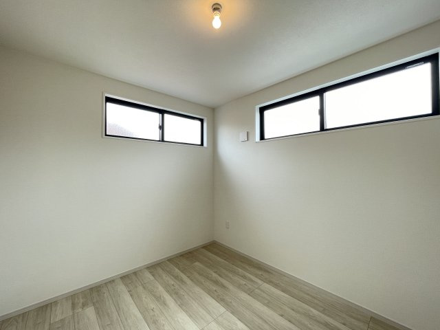 『八王子市新築戸建て』八王子市東浅川町563-5【仲介手数料無料】　８期の洋室|～仲介手数料無料☆八王子ひなた不動産～八王子市東浅川町　新築戸建て