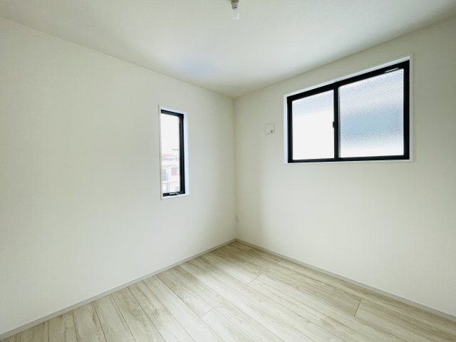 『八王子市新築戸建て』八王子市東浅川町563-5【仲介手数料無料】　８期の洋室|～仲介手数料無料☆八王子ひなた不動産～八王子市東浅川町　新築戸建て