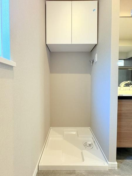 横浜市都筑区牛久保西３丁目の中古一戸建の独立洗面台|洗濯機置き場