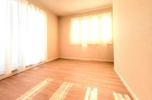 横浜市都筑区牛久保西３丁目の中古一戸建の洋室