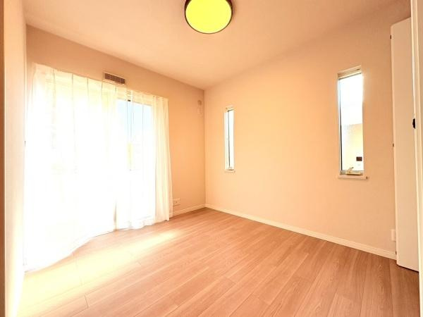 横浜市都筑区牛久保西３丁目の中古一戸建の洋室