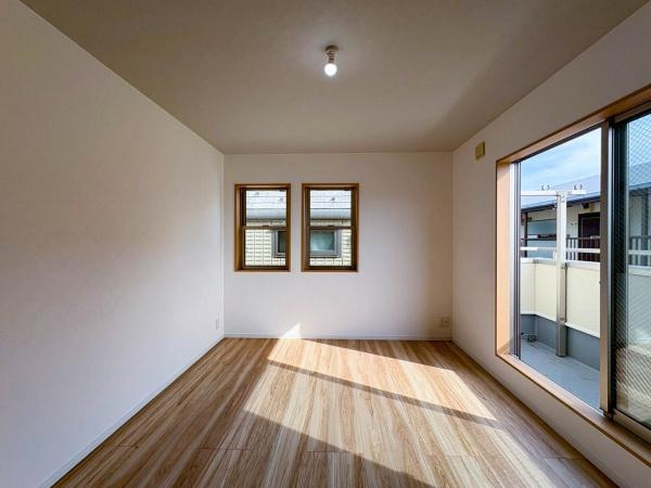 横浜市泉区上飯田町の中古一戸建の寝室