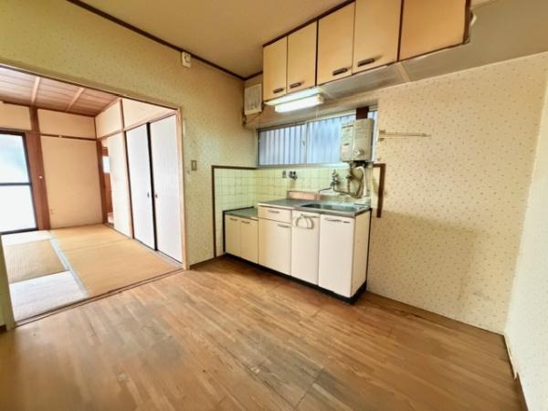 【居間・リビング】