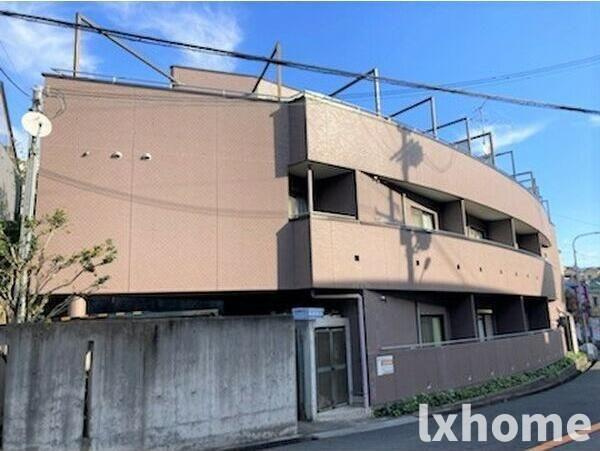 アルビヨン千里丘の外観|おしゃれな外観です