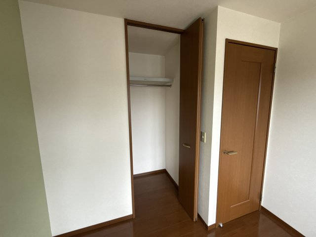 アゼリア宮上　Ａ棟の収納
