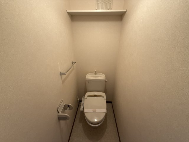 アゼリア宮上　Ａ棟のトイレ