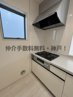 【キッチン】 | 神戸市須磨区白川台3丁目　新築戸建1号棟　仲介手数料無料！ | キッチンです