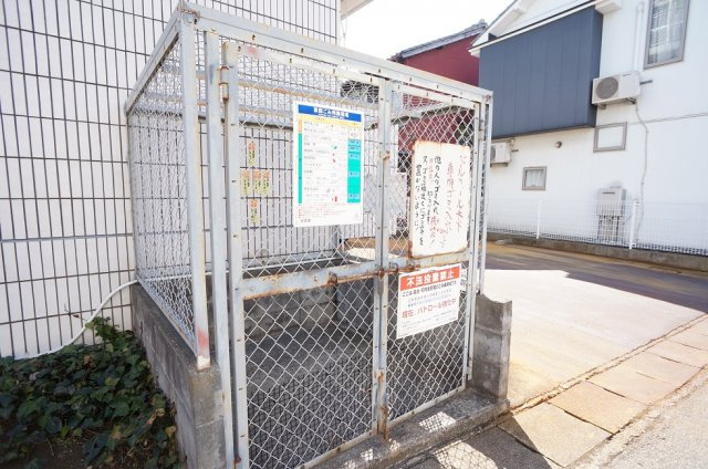 【その他共用部分】 | ドルミール木下 | 敷地内ごみ置場