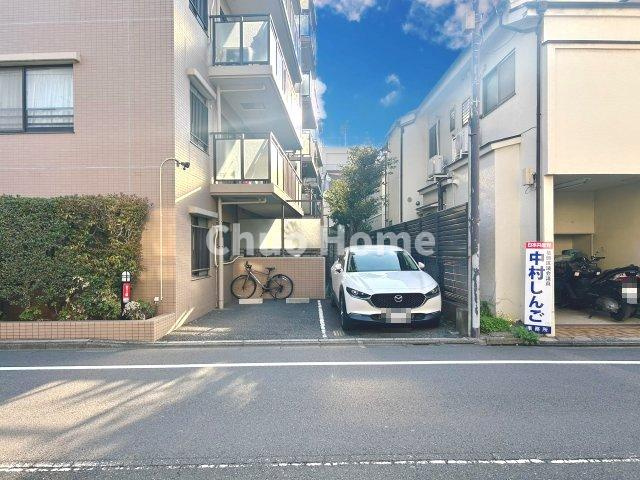 クリオ京成立石壱番館の駐車場|敷地内駐車場