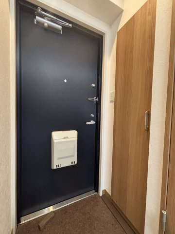 長沼ビルの玄関