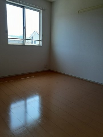 プラシード・ネオの寝室|クローゼット付の寝室です☆