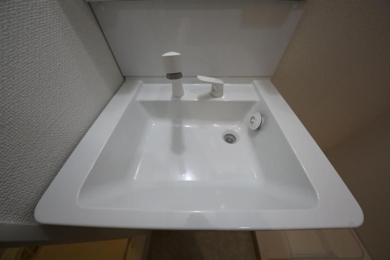 SWISS難波西