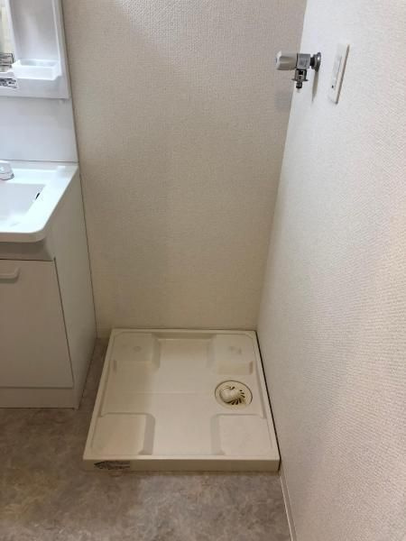 SWISS難波西