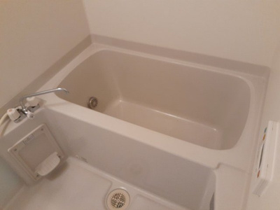 【浴室】 | アイル・ビーチェⅡ