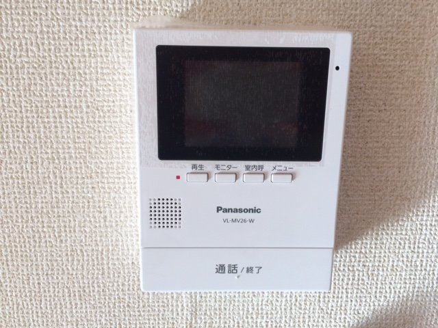 コンフォール恵Ⅱの内装|カメラ付インターホン