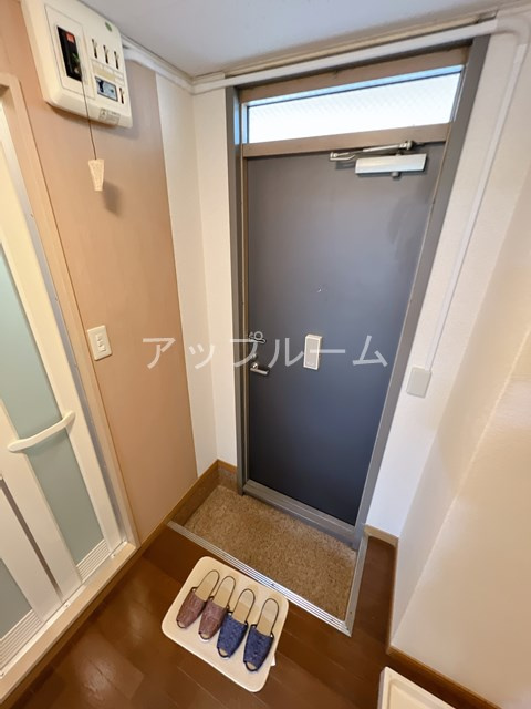 ジュピター翔の玄関