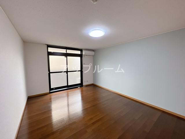 ジュピター翔の居間・リビング