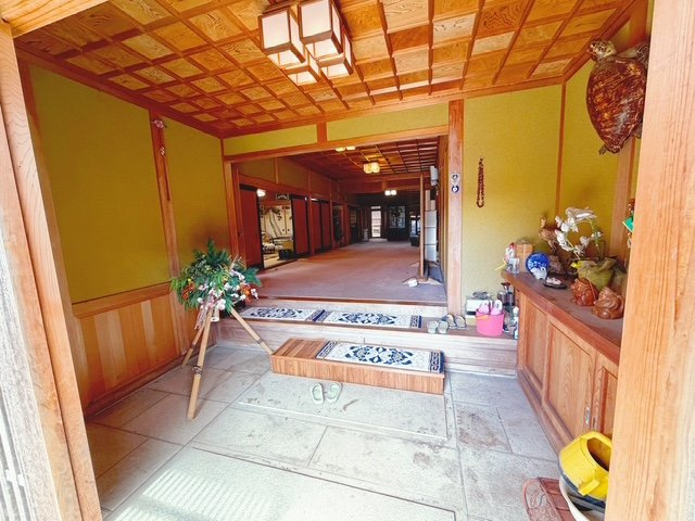 戸建　市川町澤の玄関