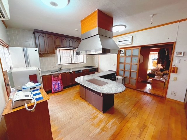 戸建　市川町澤の居間・リビング