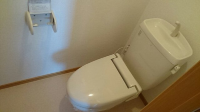 【トイレ】 | シャルパンティエⅠ | ゆったりとした空間のトイレです