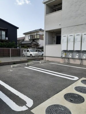 【駐車場】 | ア・ソレイアード | カースペースがあります