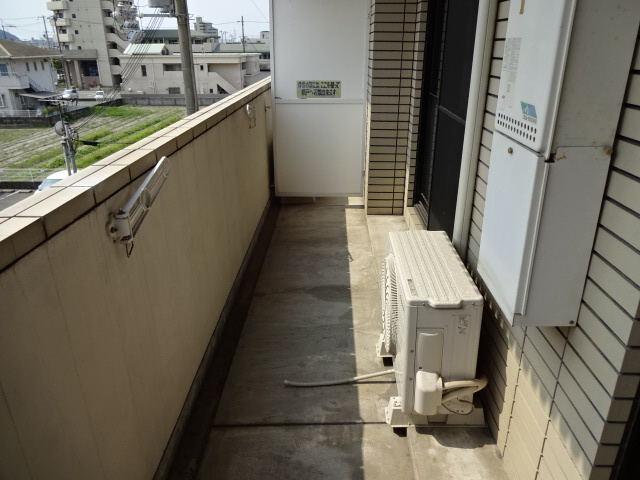 姫路市三左衛門堀東の町の賃貸マンションのバルコニー