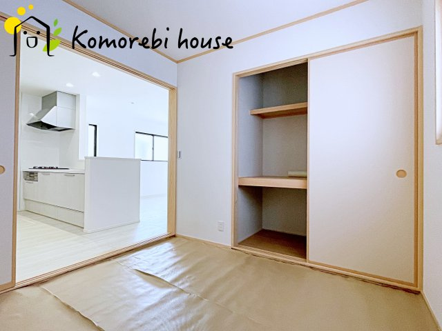さいたま市北区日進町1728①　新築一戸建て　ミラスモシリーズ　01の和室|和室があると落ち着いた雰囲気になりますね