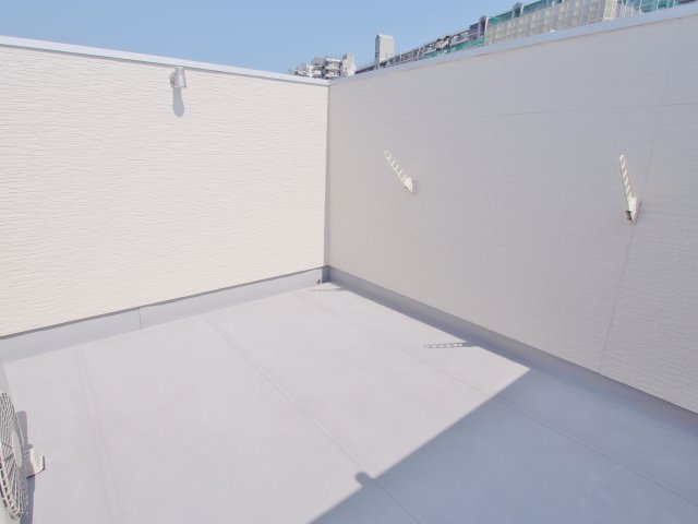 Grandtic青崎のバルコニー