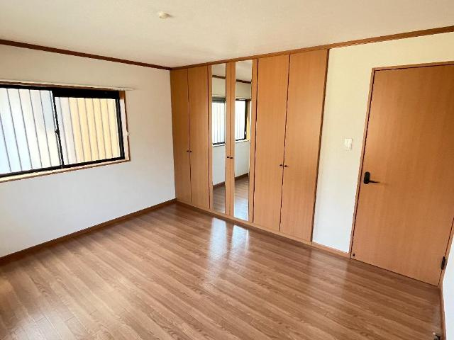 ファシネーションの内装|洋室