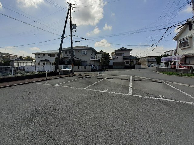 エクセル北門の駐車場