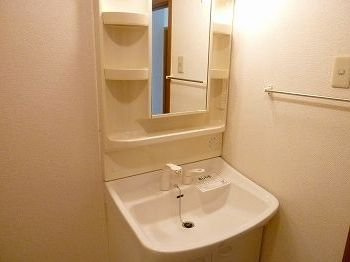エテルネルＢの洗面所