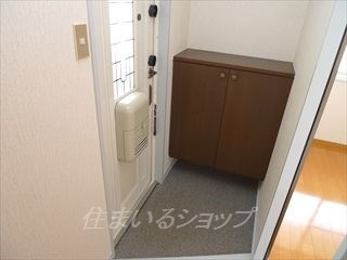 エクセル津川　Aの玄関